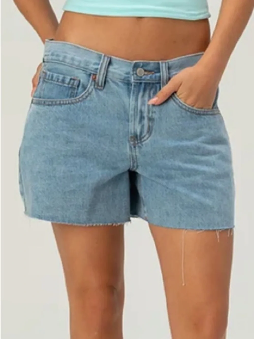 RSQ Low Rise Baggy Carpenter Denim Shorts Size 31 NWT